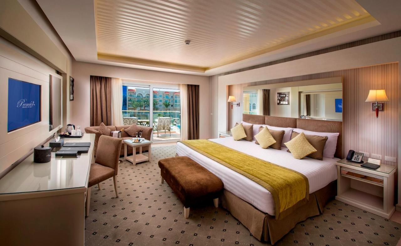 Deluxe Junior Hochzeitssuite mit Whirlpool und Meer- und Poolblick – VIP-Paket