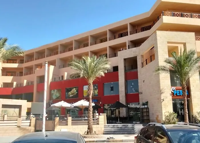 Avenue Alhambra Princess Resort